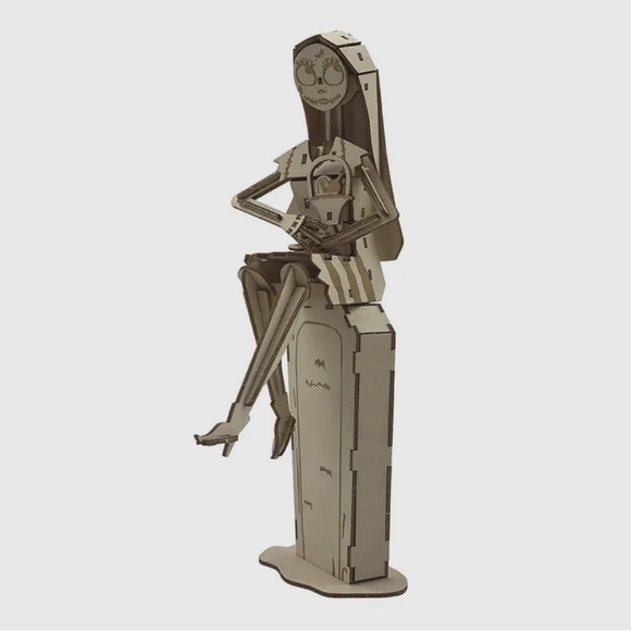 Incredibuilds Nightmare Before Christmas Sally Model Kit - Picture 3 of 9